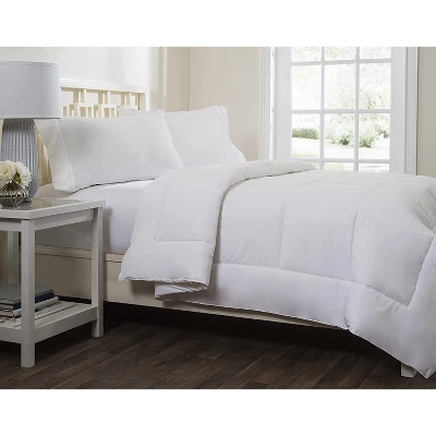 Circles Home Down Alternative Breathable Comforters - White 5 Circles Home Down Alternative Breathable Comforters - White - Image 3