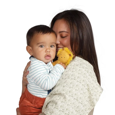 Manhattan Toy Embroidered Plush Lion Baby Rattle + Soft Cotton Burp Cloth, 16 X 16 Inches 7 Manhattan Toy Embroidered Plush Lion Baby Rattle + Soft Cotton Burp Cloth, 16 X 16 Inches - Image 5