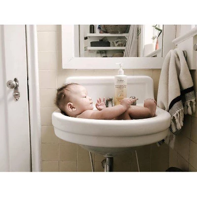 Babo Botanicals Moisturizing 2-in-1 Oatmilk & Calendula Baby Shampoo & Wash - 16 Fl Oz 4 Babo Botanicals Moisturizing 2-in-1 Oatmilk & Calendula Baby Shampoo & Wash - 16 Fl Oz - Image 2